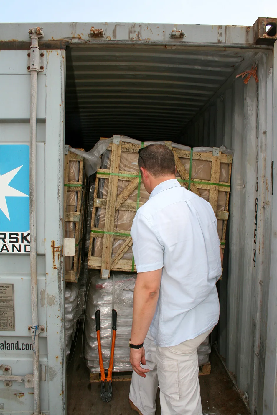 customs agent opening container